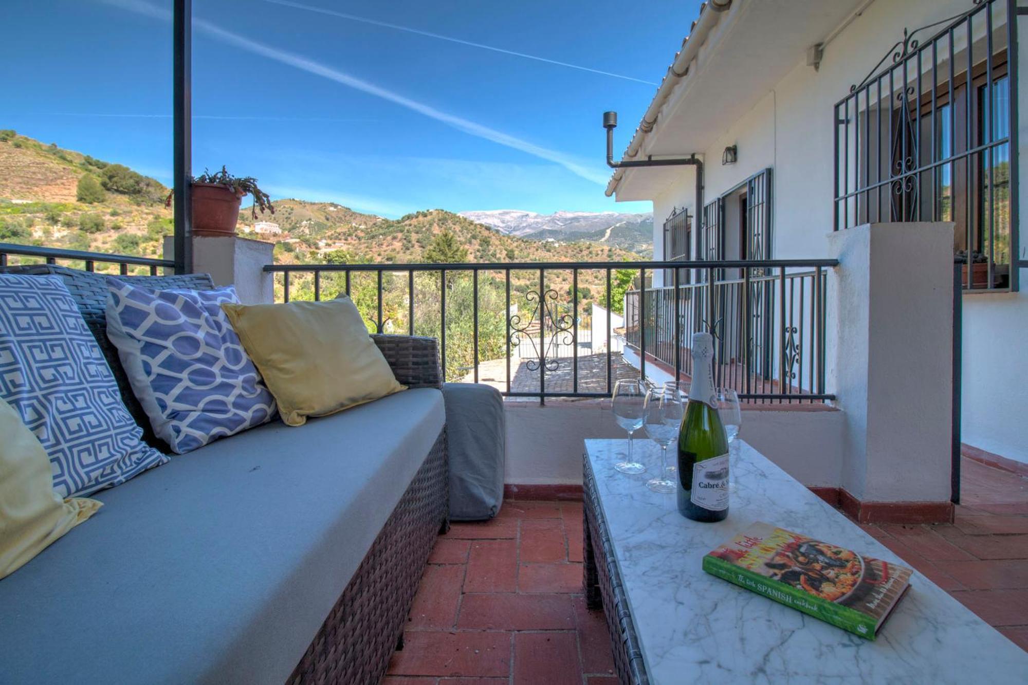 Finca El Almendro Árchez Екстериор снимка